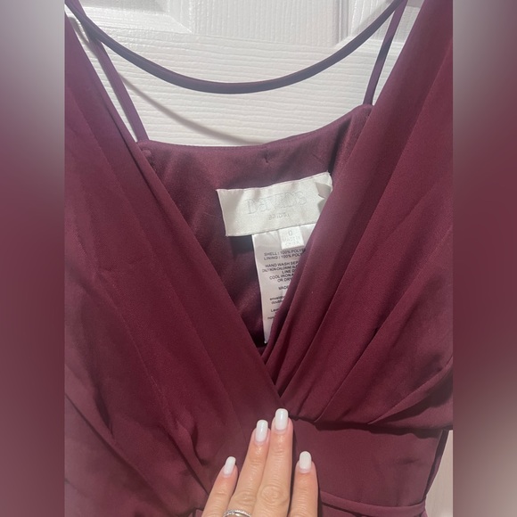 Beautiful dress - Picture 6 of 8